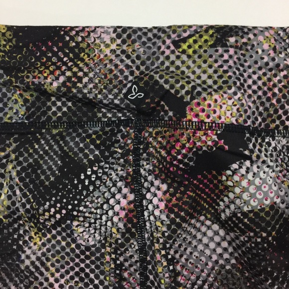 prAna "Roxanne" Printed Yoga Legging - Digiflower - Picture 5 of 6